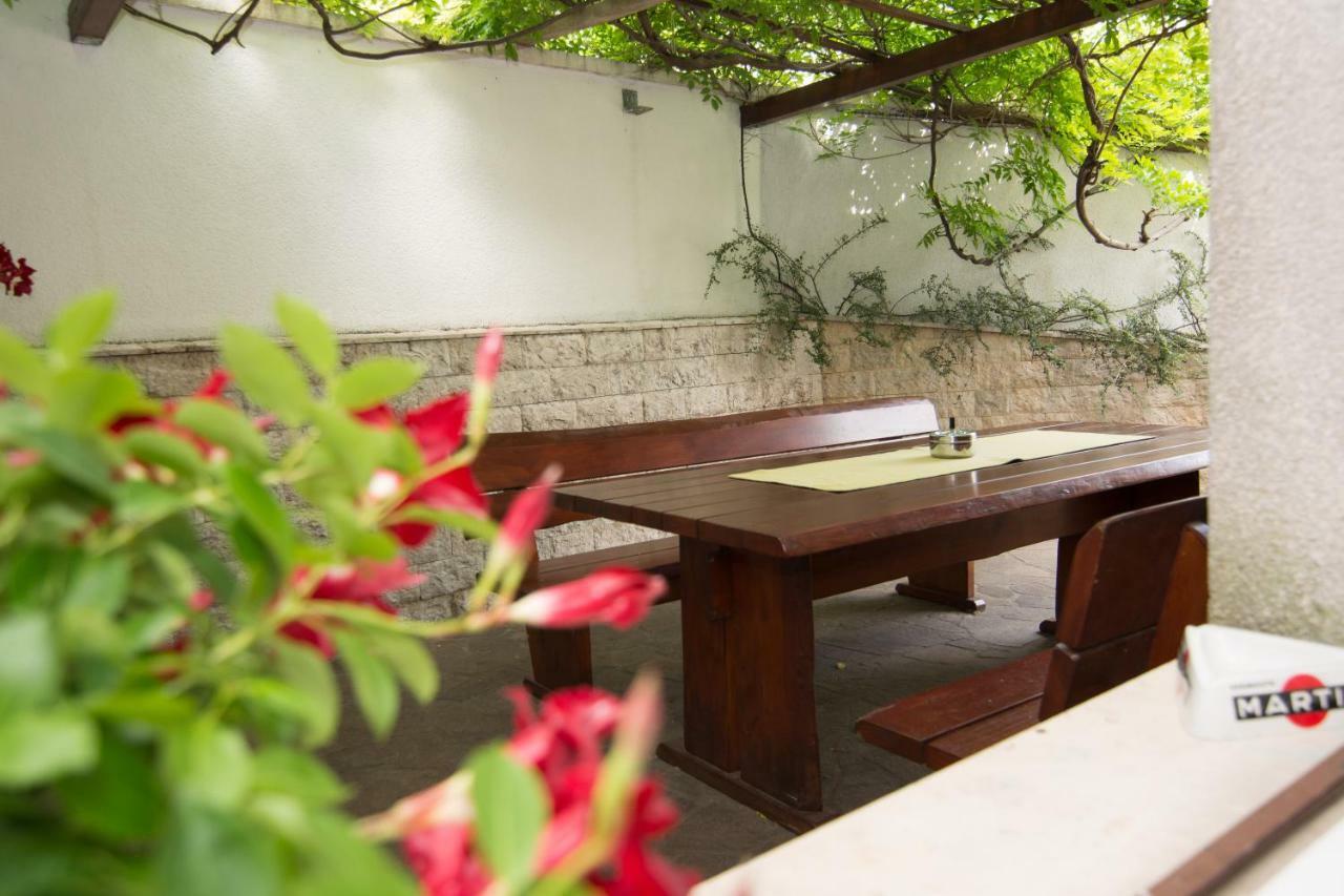 Apartment Vida - Amazing Place With Garden And Terrace リエカ エクステリア 写真